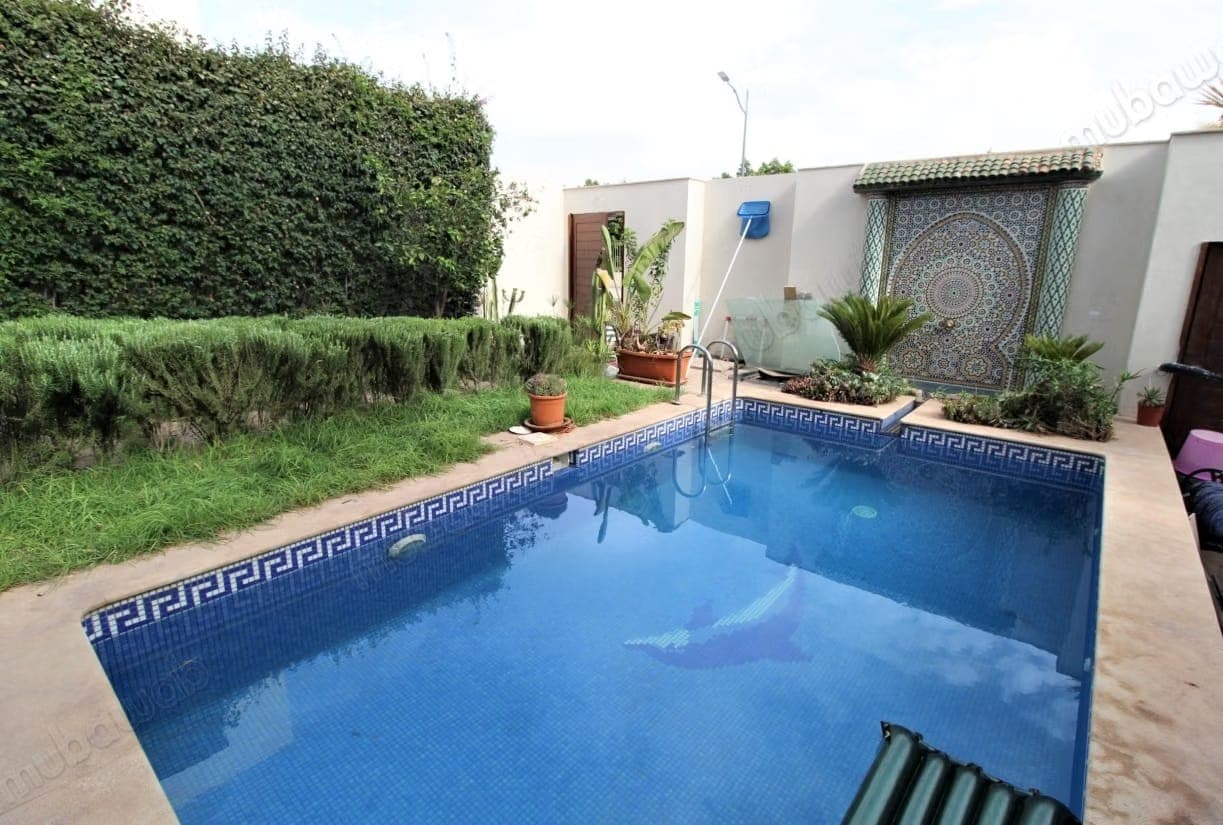 Charmante Duplex met Tuin en Zwembad in Talborjt