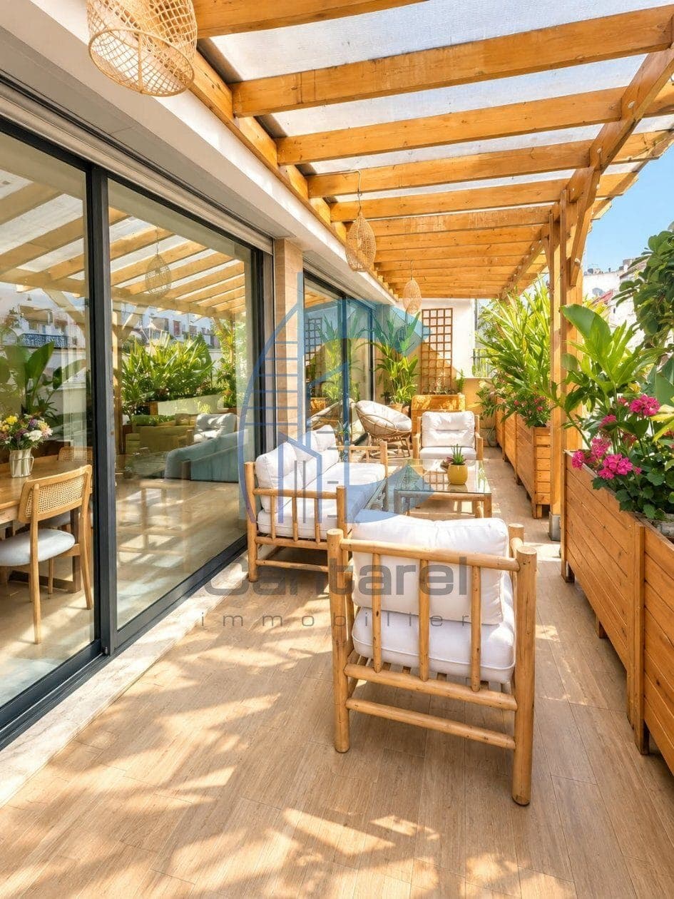 Charmant duplex de 166 m² avec terrasses – Gauthier