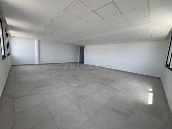 New Office 237 M² For Rent On CFC