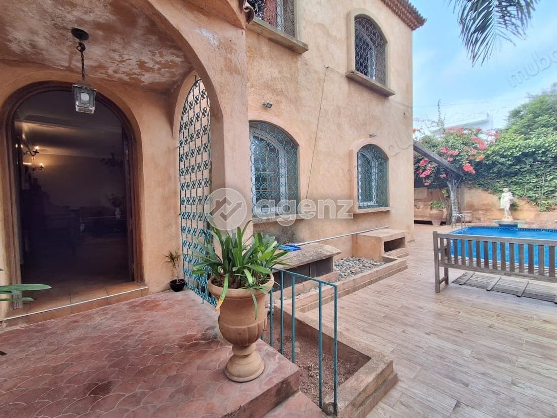 Villa à vendre 362 m², 7 chambres Route d'Azzemmour Dar Bouazza