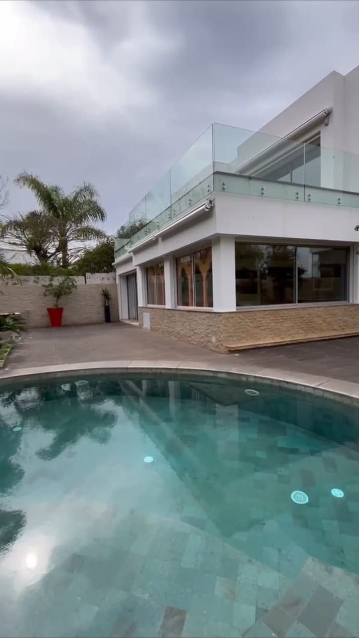 Te huur Villa met zwembad Anfa
