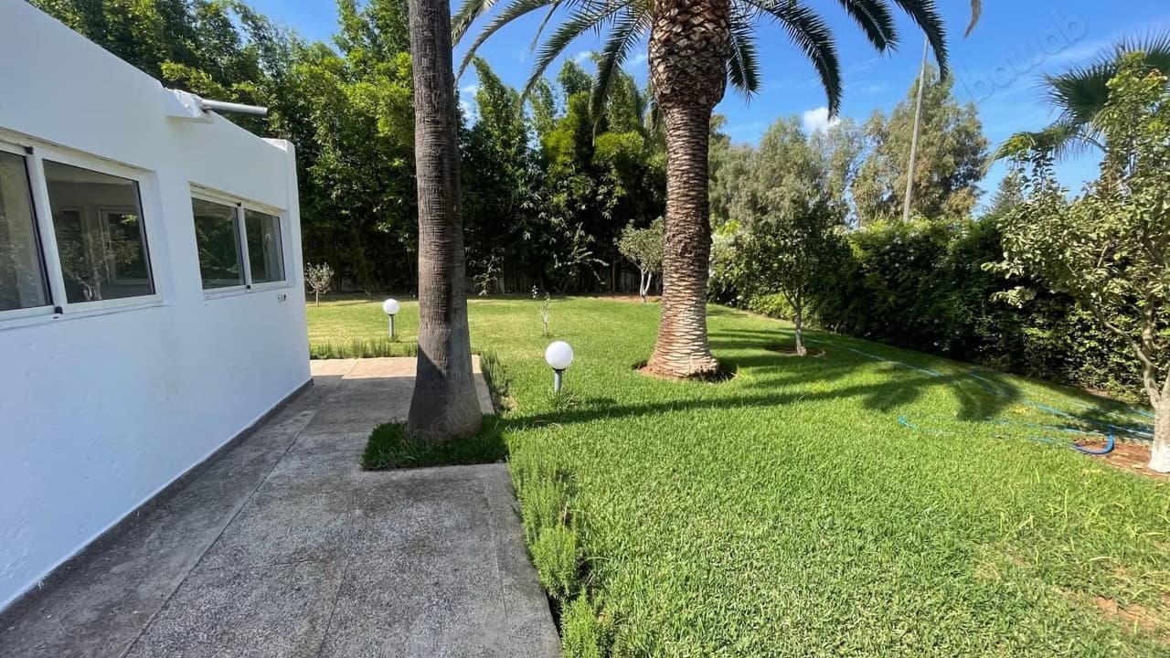 Villa de luxe à louer à Souissi. 3 grandes pièces