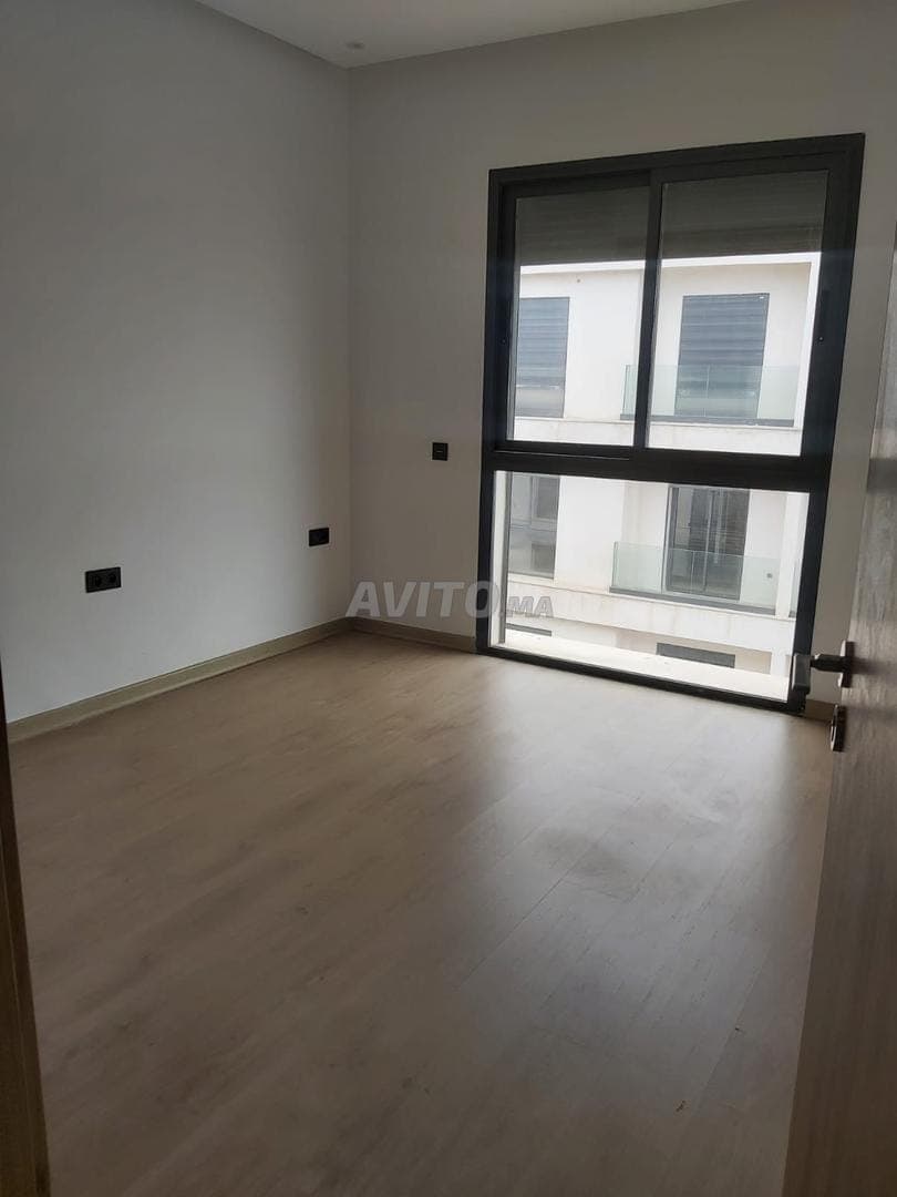 Appartement vide à louer à Founty