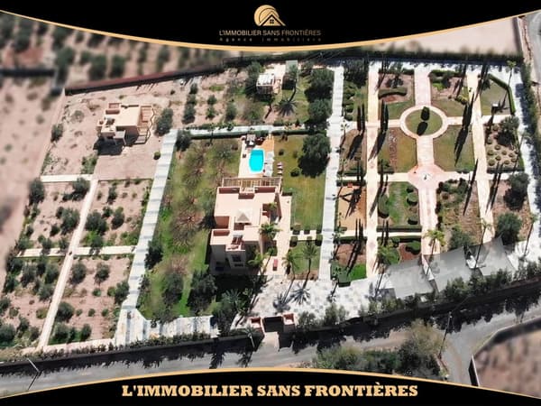 Villa à louer à Souihla km16, Marrakech — Piscine privée — 1 hectare