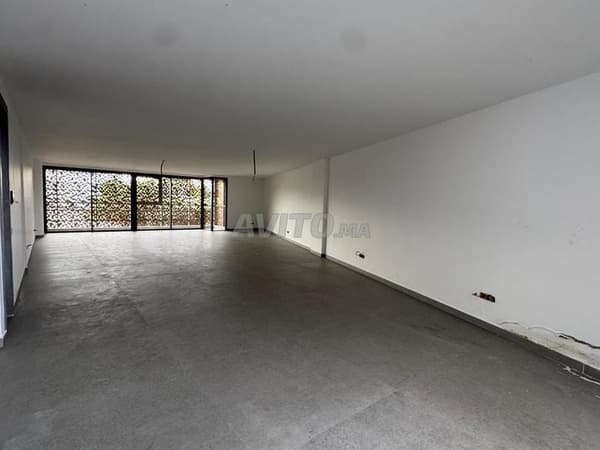 For rent: Professional office – oasis