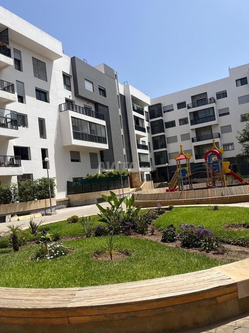 Appartement à vendre 171m² à victoria Bouskoura