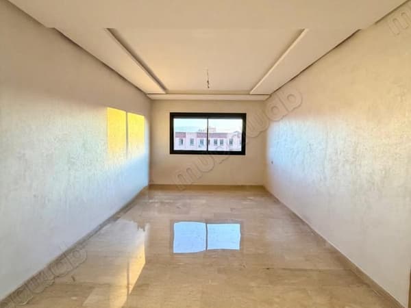 Nice empty apartment for rent on Route de Safi. 80 m²