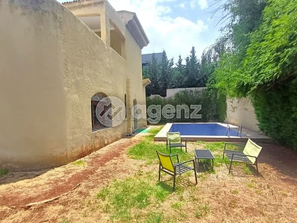 Villa à vendre 847 m², 5 chambres Route Immouzer Fès