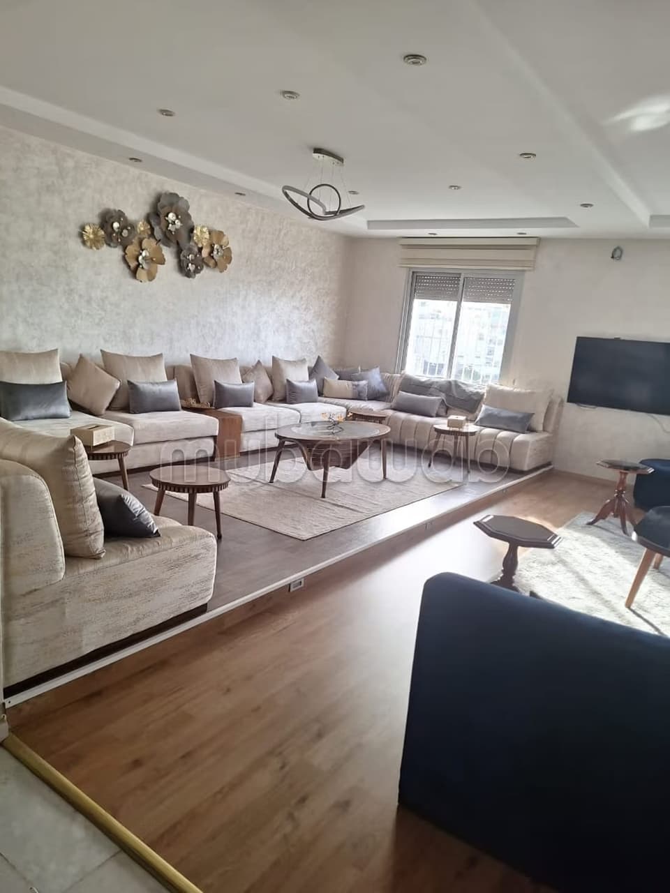A vendre un joli appartement bien ensoleillé
