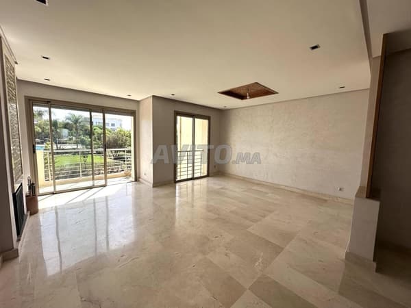 Appartement vide Bouskoura Ville verte