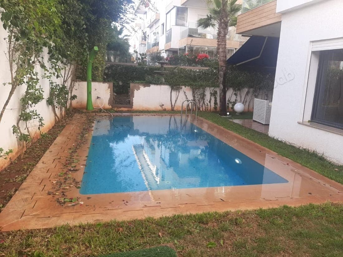 Affitto residenza sicura, appartamento con piscina privata