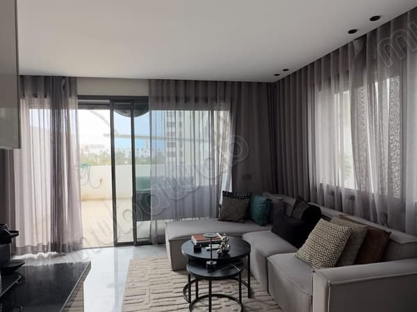 Estudio en venta en La Corniche con terraza a vendre terrasse