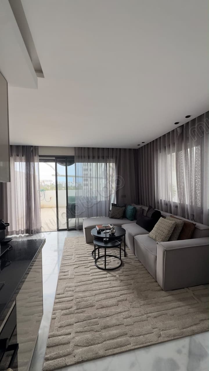 Estudio en venta en La Corniche con terraza a vendre terrasse
