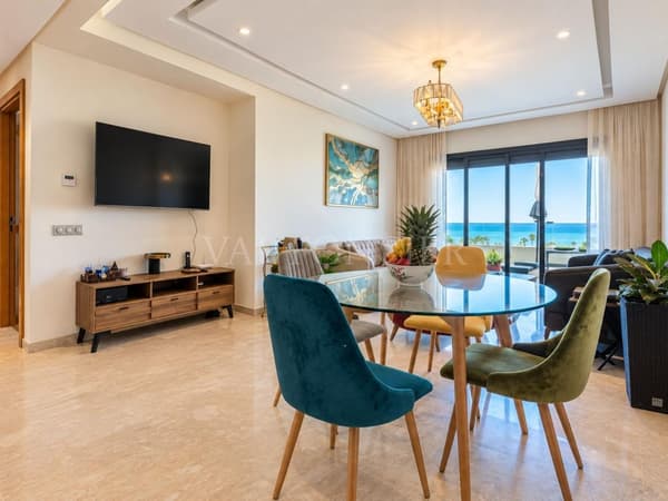Location Appartement meublé 3chambres avec terrasse et vue mer Corniche, Casablanca