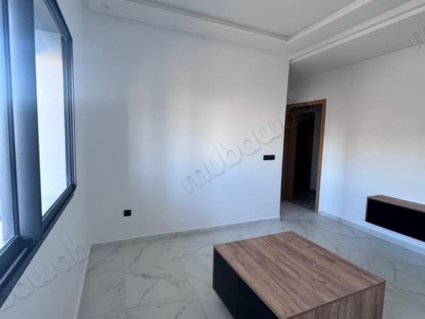 Appartment vide à louer de standing tanga balia