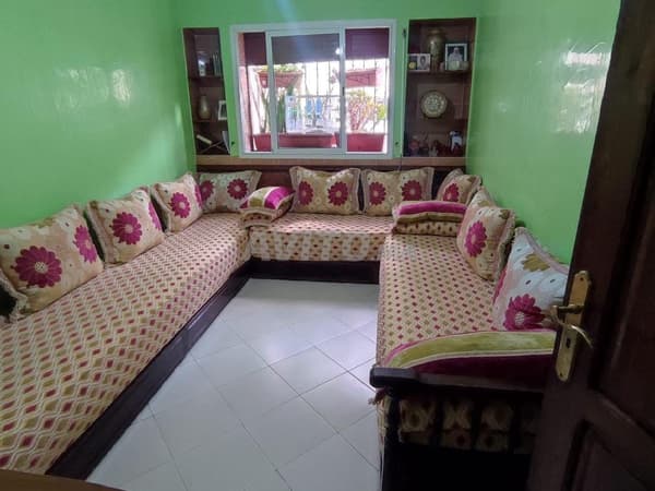 Appartement au 1er étage, quartier Jawhara