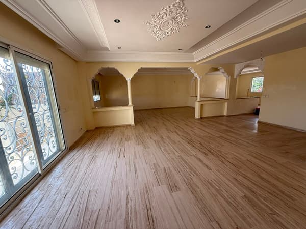 Oued Merzeg – Villa à louer dans une résidence sécurisée 3 CH