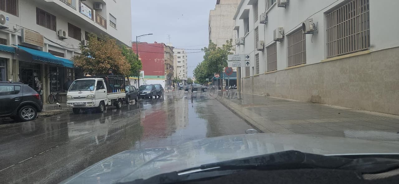 عمارة الطابق الرابع واجهتان بجادة وجدة