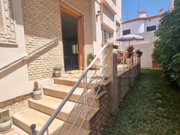 Somptueuse maison à vendre à Hay Dakhla. 3 pièces. Antenne parabolique et sécurité