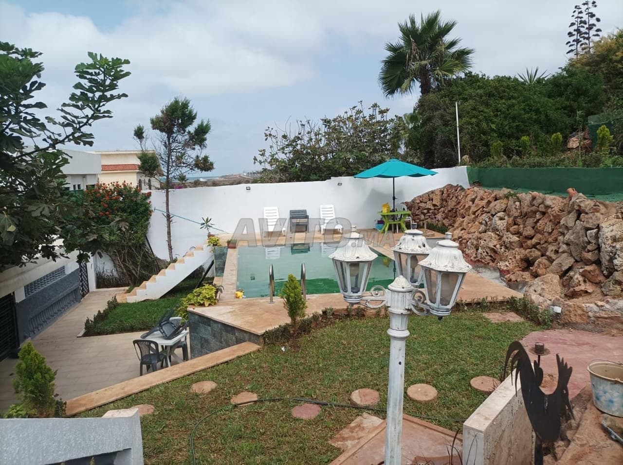 Furnished villa with sea view