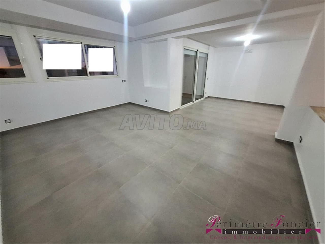 RACINE – APPARTEMENT MODERNE À LOUER 170 m²