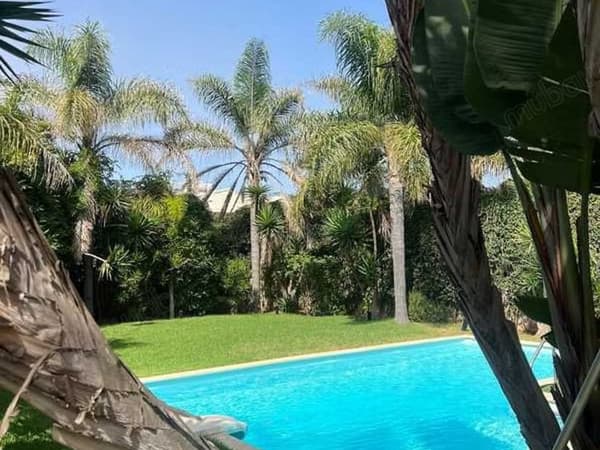 Villa à Vendre de 689.0 m² à Dar Bouazza, Tamaris1