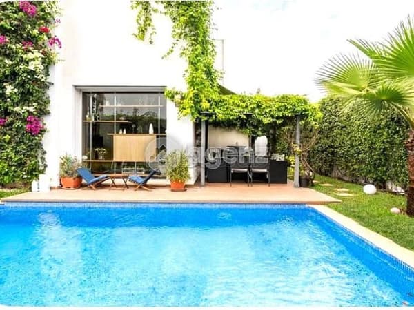 Villa zu vermieten 389 m², 4 Schlafzimmer Dar Bouazza Dar Bouazza