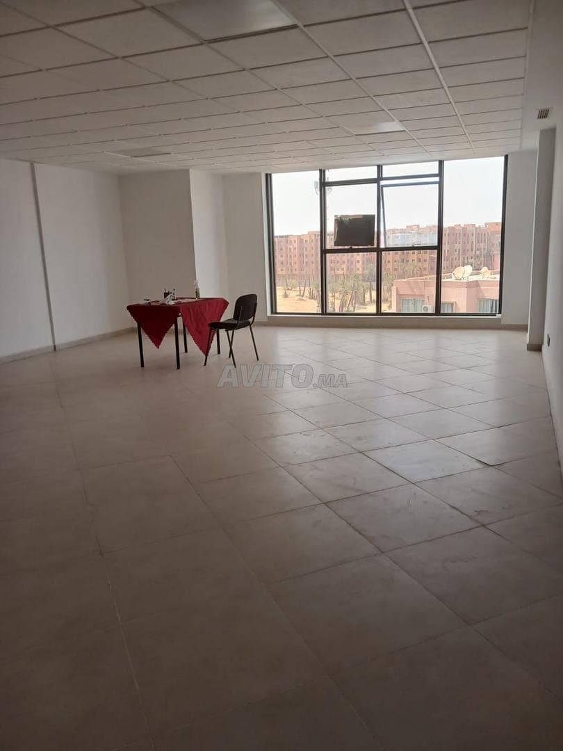 Office plateau for rent