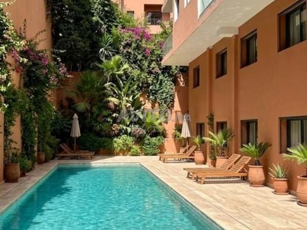 Studio Guéliz piscina
