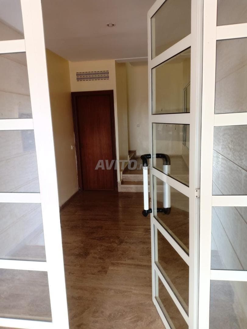 Appartement à louer à Skhirat Centre, résidence gardée