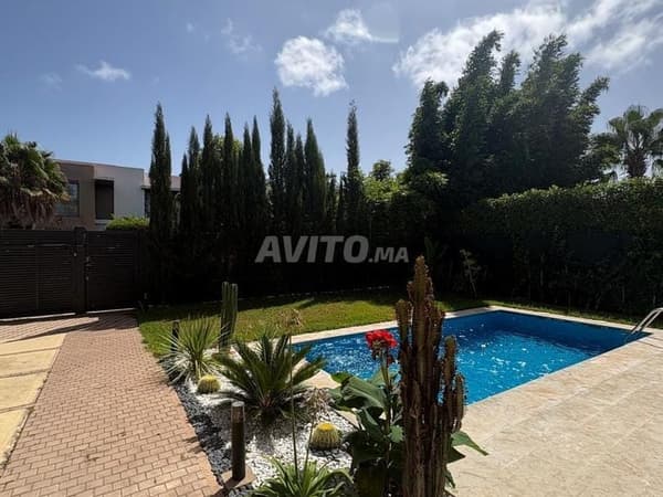À LOUER VILLA NEUVE VIDE À DAR BOUAZZA