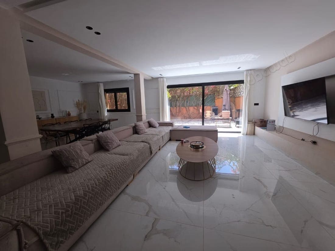 Villa te huur in Targa Residence met zwembad