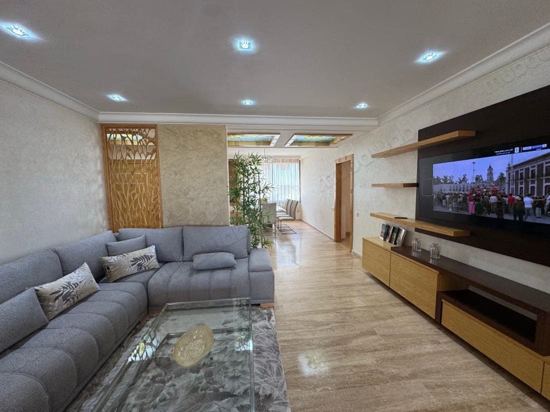 Appartement meublé haut standing à louer – Hay Riad