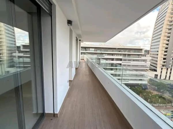 Nouvel appartement vide CFC