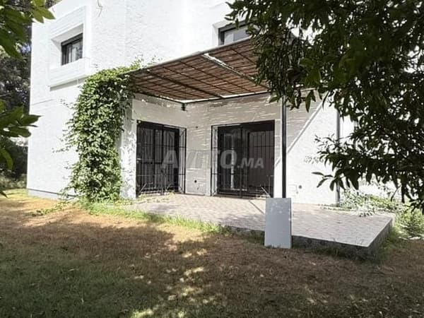 Villa exceptionnelle A LOUER à Souissi RABAT