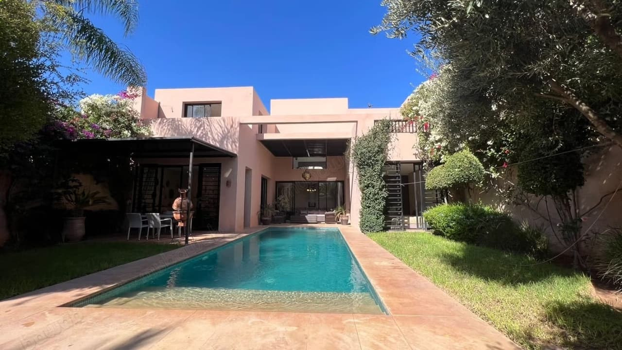Villa meublée à louer – al maaden golf