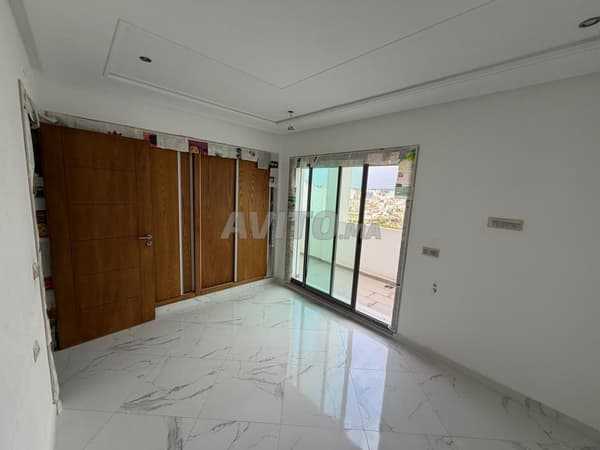 Appartement à louer – Plein centre-ville de Tanger