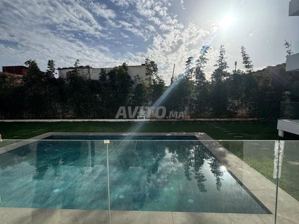 Villa triplex à vendre