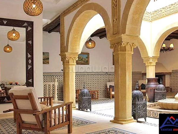 للبيع – رياد استثنائي في الصف الأول على أسوار الصويرة