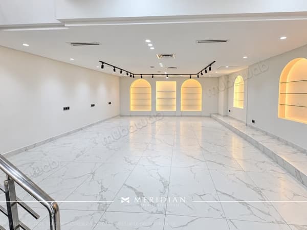Commercieel pand ingericht van 83m² aan de Blvd in Palmier