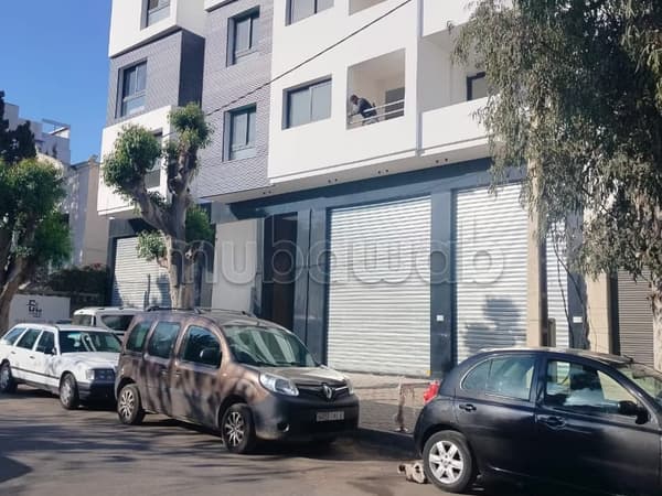 Super Opportunité – Grand local commercial à louer