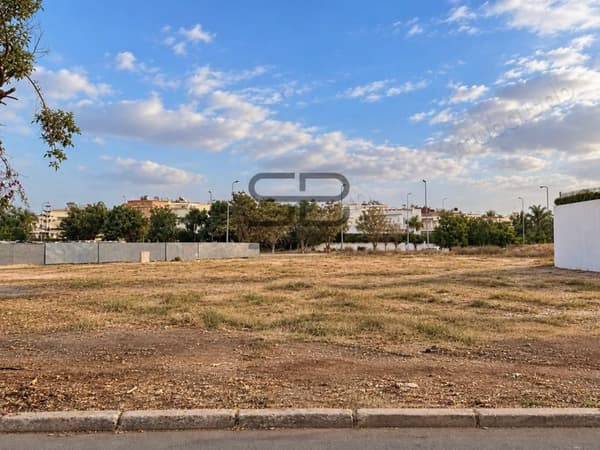Beau terrain Bd de Fes. Superficie 565 m²