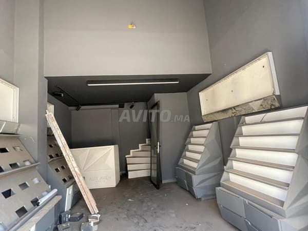 A vendre local commercial 33 m² palmier aménagé