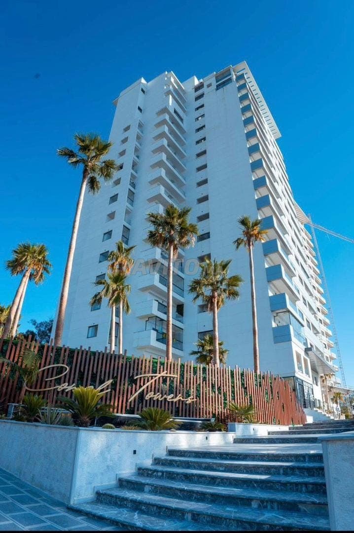 APPARTEMENT NEUF AVEC VUE SUR MER À VENDRE