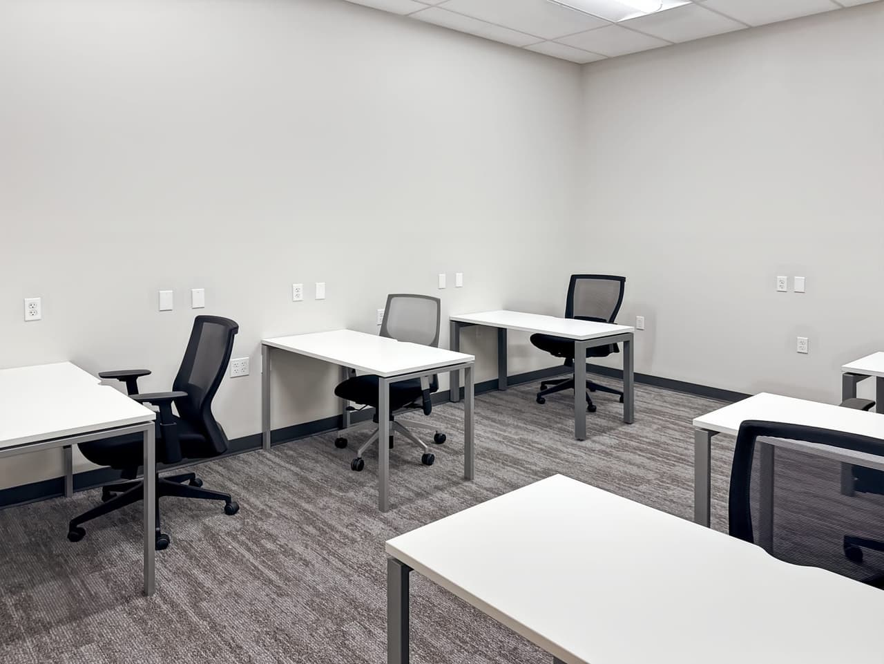 مساحة مكاتب كبيرة في Regus المحمدية، Fdala Business Center