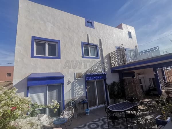 Très belle maison avec jardin à vendre à Tiznit