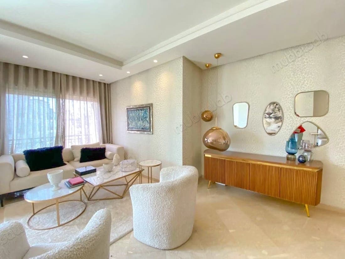 Appartement à louer à Triangle d'Or. Surface de 220 m²