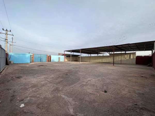 Grand dépôt 1 100 m² à louer – Route d’Essaouira