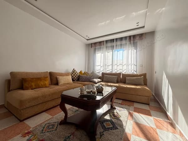 Appartement Élégant meuble à Louer