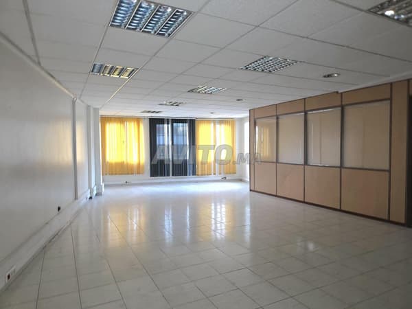 Bureau à louer 180 m² – Emil Zola